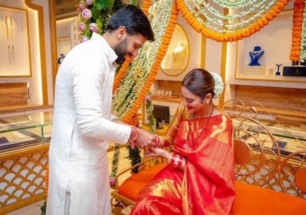 nusrat jahan, nusrat jahan sindhara dooj, nusrat jahan photos, nusrat jahan husband, nusrat jahan instagram, nusrat jahan new photos, nusrat jahan news, nusrat jahan latest
