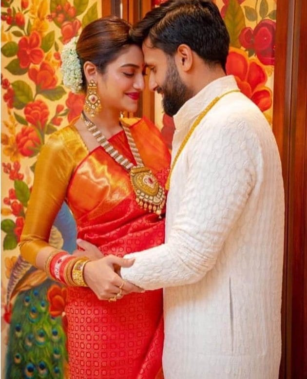 Nusrat Jahan Celebrates Sindhara Dooj With Husband Nikhil Entertainment Gallery News The