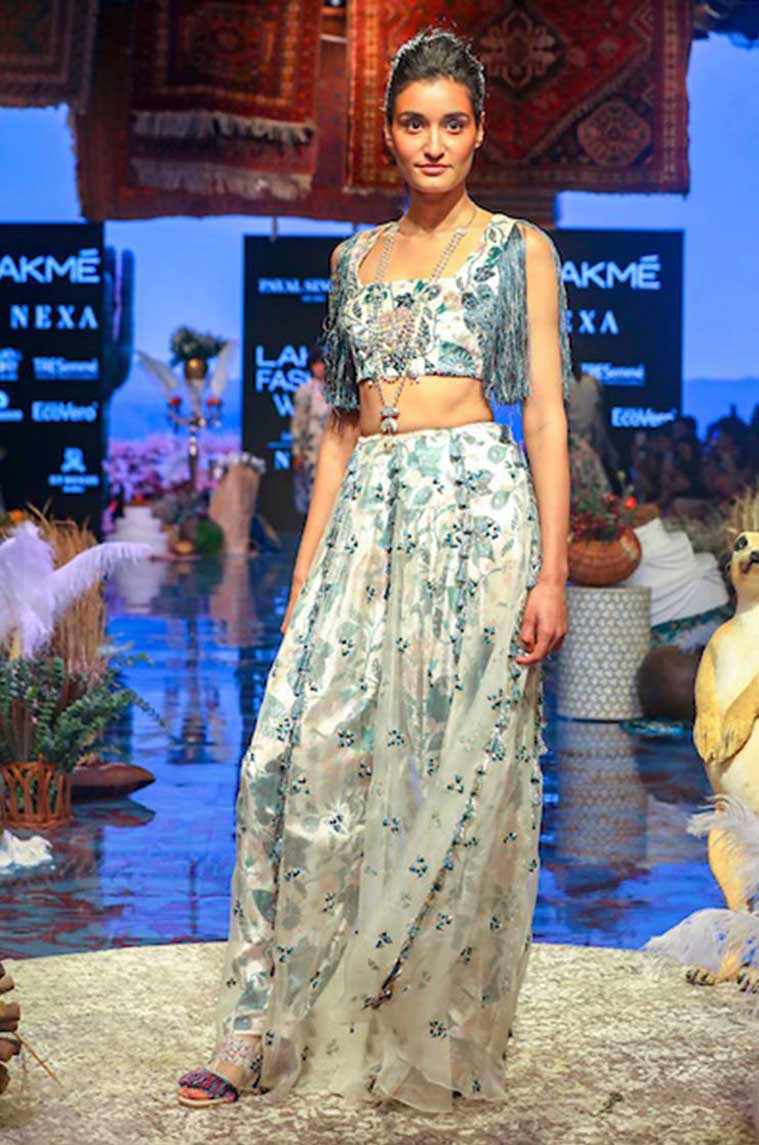 lakme fashion week, lame fashion week, farhan akhtar, shibani dandekar, farhan akhtar, payal singhal, indian express, indian express news