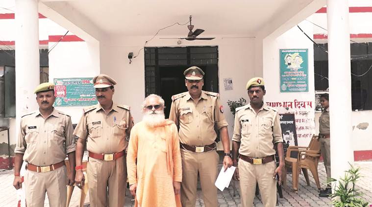 Shesh Narain Shastri, unnao priest booked for murder, Majra village of Unnao, up news, uttar pradesh, india news, indian express