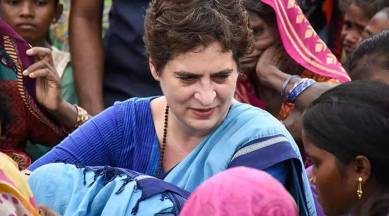 priyanka vadra aide assaults journalist, priyanka vadra aide assault scribe, sonbhadra killing, india news