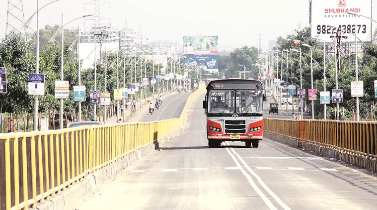 Pune: NGO criticises automated boom barriers in BRTS corridors