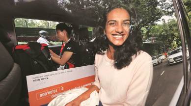 PV Sindhu, PV Sindhu vs Nozomi Okuhara, sindhu bwf world championships, sindhu wins bwf world championships, sindhu gold medal, badminton news