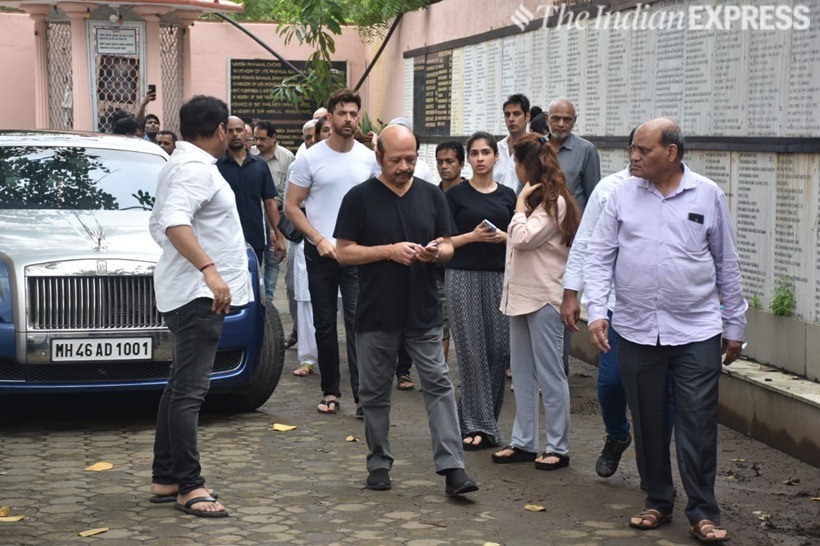 rajesh roshan at J Om Prakash funeral