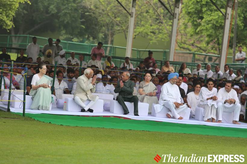 rajiv gandhi, rajiv gandhi birth anniversary, rajiv gandhi 75th birth anniversary, rajiv gandhi birth anniversary photos, congress, who was rajiv gandhi, rajiv gandhi former pm, indian express