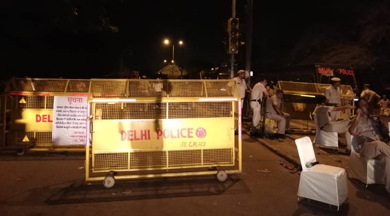Ravi Das temple row: Protest by Dalits against demolition turns violent, several vehicles vandalised in Delhi