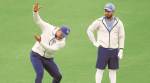 'Dhoni always helps but doesn't offer complete solutions': Rishabh Pant