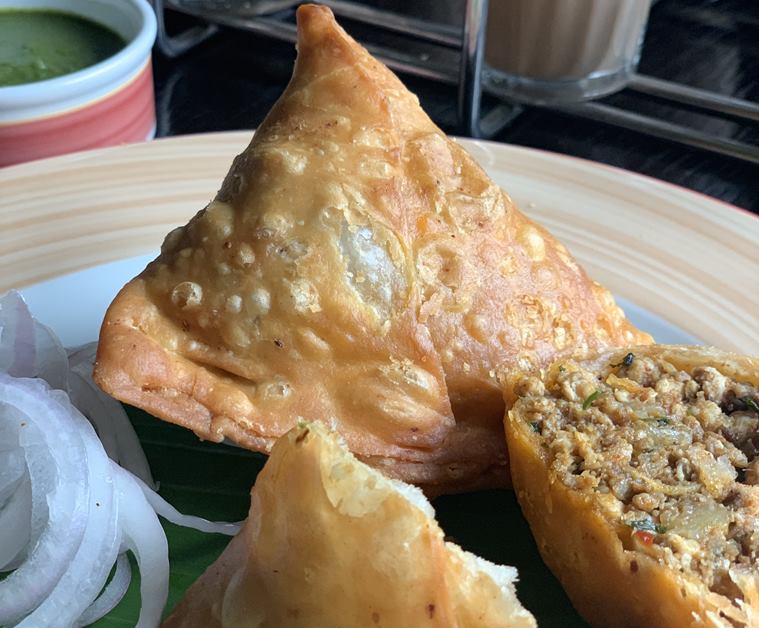 Enjoy the rains with kids, treat them to these delicious samosa recipes