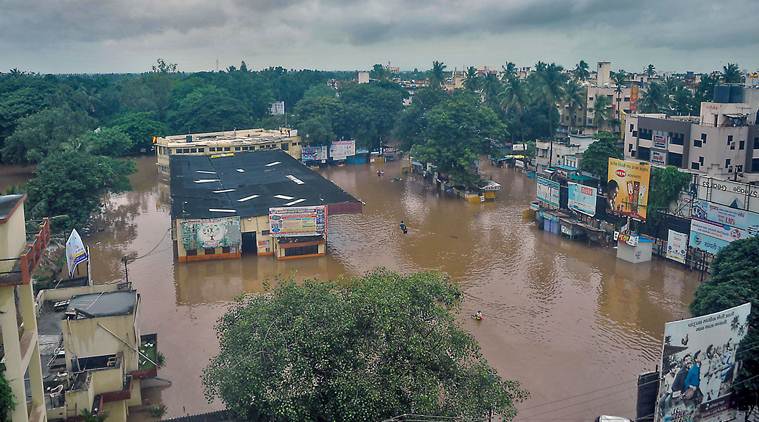 Mumbai rains, Mumbai monsoon, Mumbai floods, Sangli floods, Kolhapur floods, Maharashtra floods, Maharashtra rains, Devendra Fadnavis, Chief Minister Devendra Fadnavis, India news, Indian Express