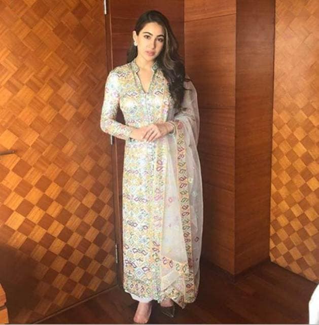 sara ali khan, sara ali khan birthday, sara ali khan birthday, sara ali khan photos, sara ali khan ethnic wear, sara ali khan birthday, sara ali khan lehenga photos, indian express, indian express news