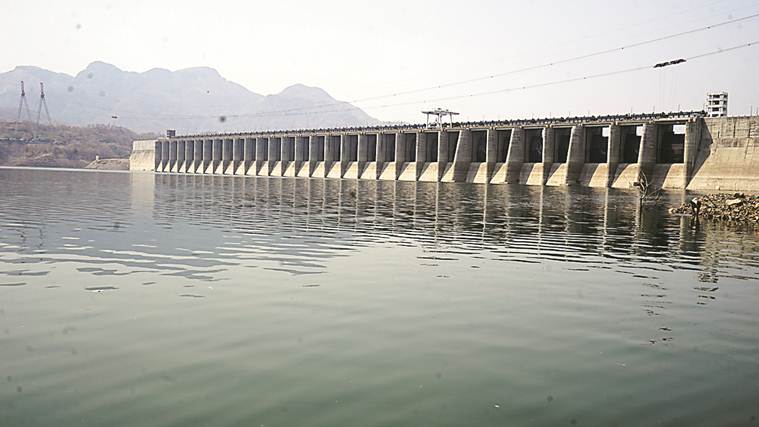 Sardar Sarovar dam, Sardar Sarovar dam overflowing, Sardar Sarovar dam flooded, maharashtra news, latest news, indian express