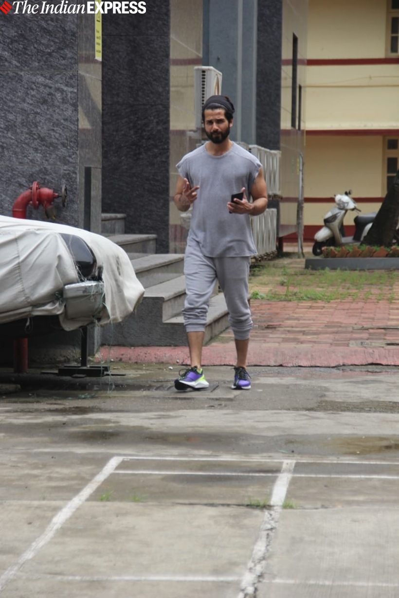 shahid kapoor at gym