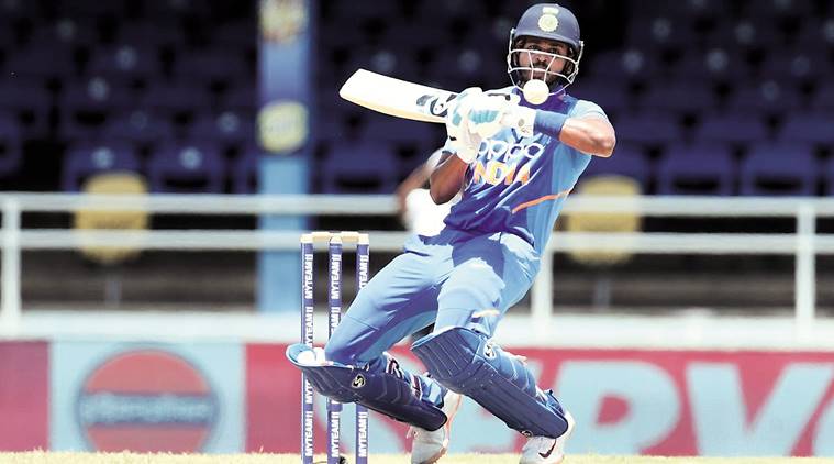 india vs west indies, ind vs wi, ind vs wi live score, Shreyas Iyer, Shreyas Iyer batting, Shreyas Iyer vs west Indies, Virat kohli, Virat kohli centuruy, india vswest indies news, cricket news, sports news, Indian express