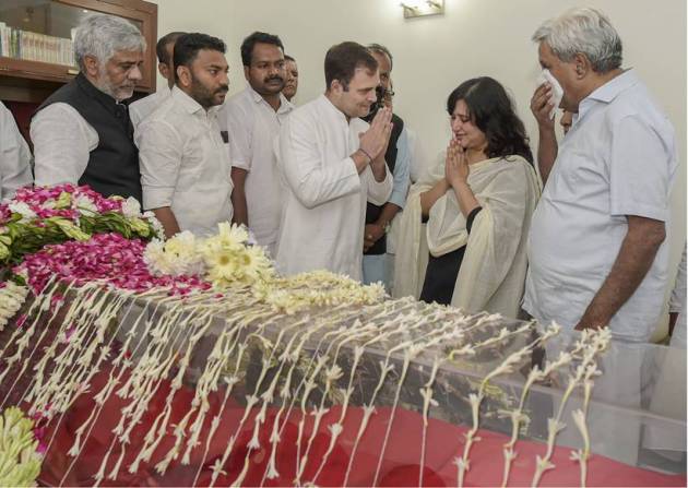 sushma swaraj, sushma swaraj last rites, sushma swaraj cremated, sushma swaraj death modi, pm modi on sushma swaraj, sushma swaraj dead, latest news on sushma swaraj, sushma swaraj age, sushma swaraj passes away, sushma swaraj news, sushma swaraj news today, sushma swaraj health news, sushma swaraj latest news, foreign minister, foreign minister sushma swaraj, indian express news