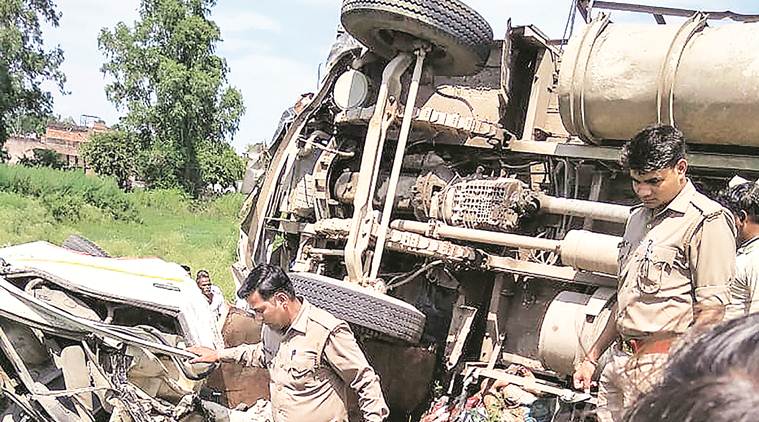 Uttar Pradesh: 17 killed as truck rams into tempo and van in Shahjahanpur