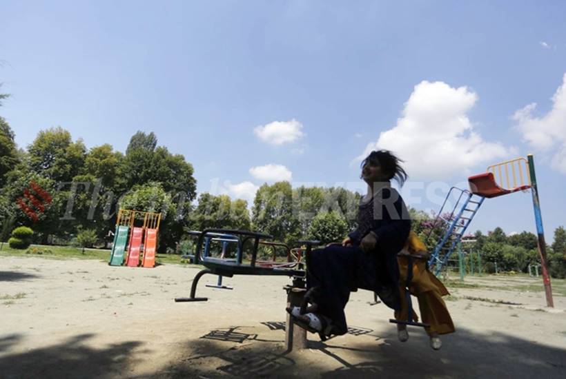 Kashmir Eid celebrations, Kashmir curfew Eid, Jammu Kashmir clampdown, Kashmir Eid al Adha, Kashmir security lockdown, Kashmir protests article 370
