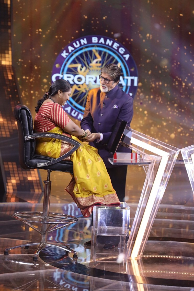 Amitabh Bachchan with KBC contestant