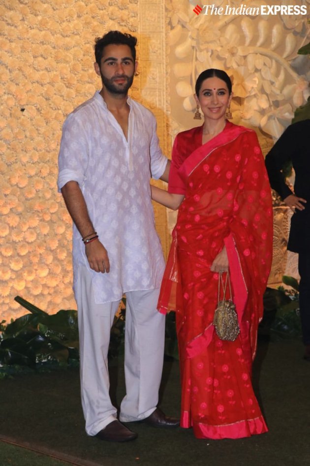 karisma kapoor at ganesh chaturthi