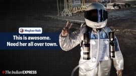 Astronaut mangalore astronaut, mangalore roads, astronaut on mangalore streets, Baadal Nanjundaswamy, viral video, trending, indian express, indian express news