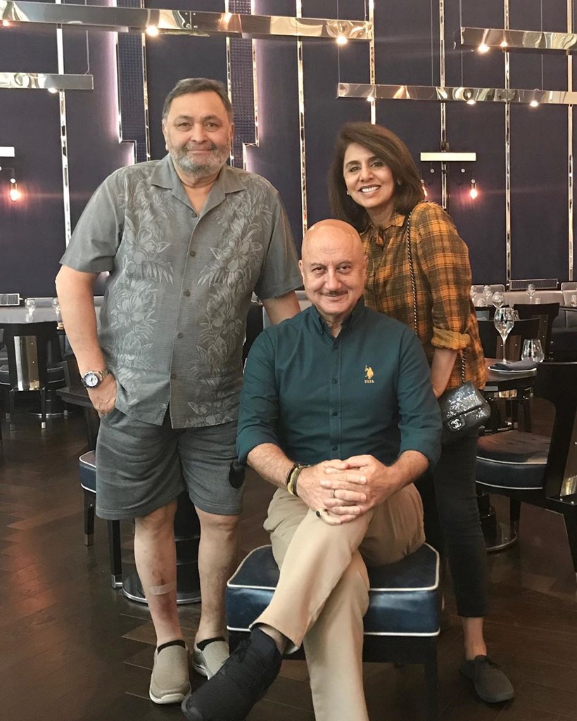 anupam kher with anupam kher and neetu kapoor