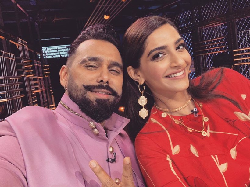 katrina kaif, hina khan, priyanka chopra photos, celebrity social media, sunny leone photos, hina khan latest pics, hina khan pics