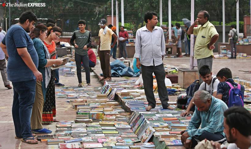 delhi book market, delhi book market closes, delhi daryaganj book market, mahila haat, delhi daryaganj book market closed down, daryaganj book market, daryaganj book market closed down, delhi news, indian express