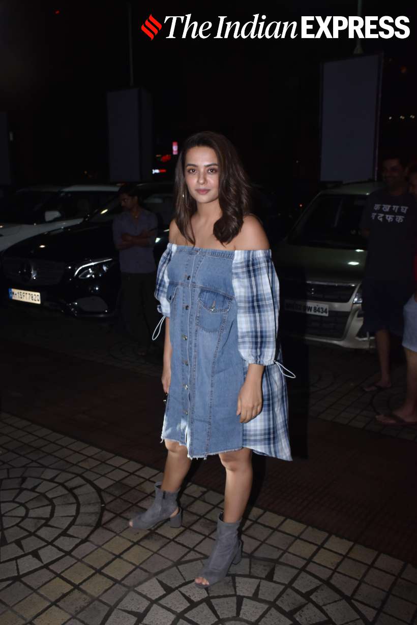 surveen chawla photos