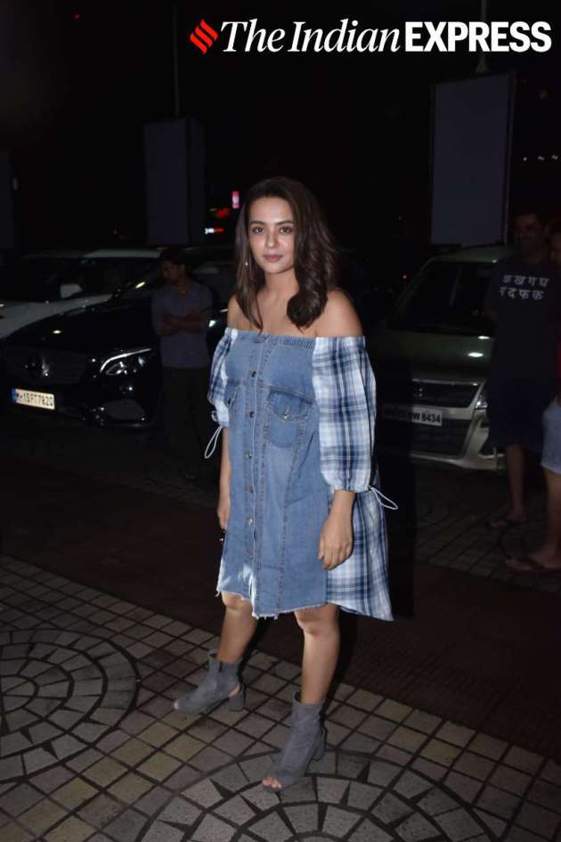 surveen chawla photos