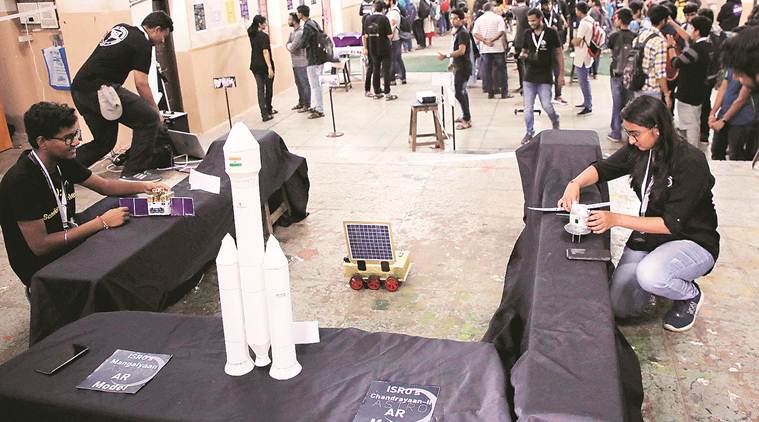 Fergusson College begins exhibition to mark 50th anniversary of ISRO, Apollo 11 mission