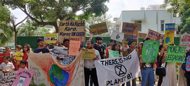‘There’s no Earth B’: Scores of Delhi students skip school to support global climate change strike