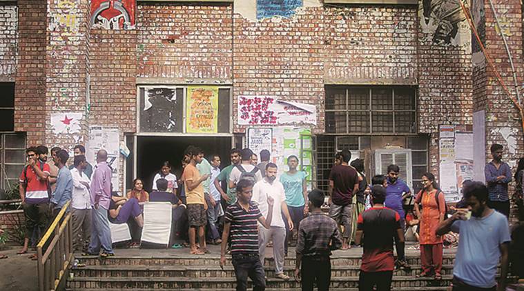 Counting delayed, Left panel leads JNU student union polls