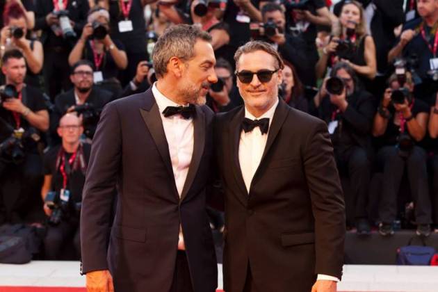 joker world premiere, joker premiere, venice film festival, joaquin phoenix, todd phillips, zazie beetz, joker venice film festival, joker review, joker reviews