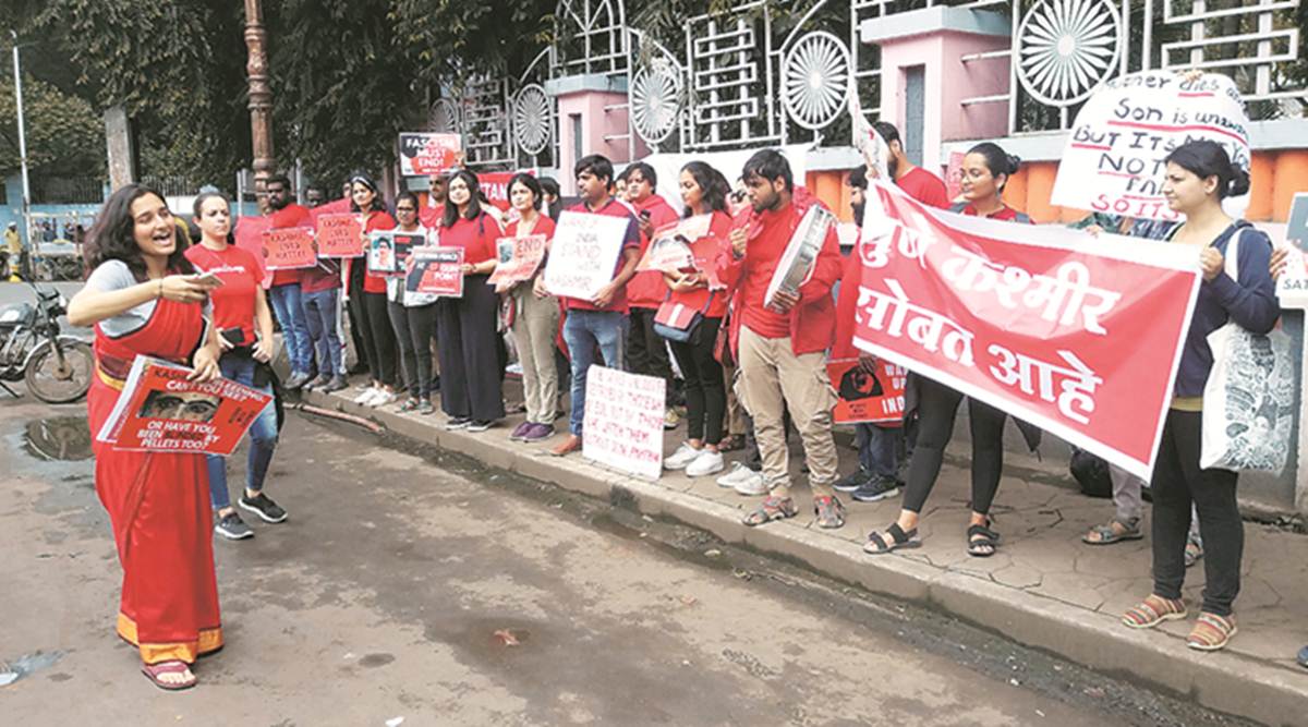 Pune Kashmir protests, Kashmir protests in Pune, Kashmir lockdown, Jammu and Kashmir issue, Kashmir issue, Article 35A, Article 370, Article 370 scrapped, Pune news, city news, Indian Express