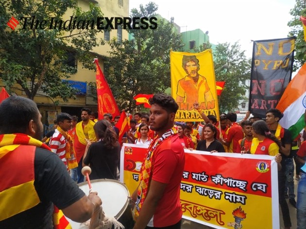 mohun bagan vs east bengal, mb vs eb, kolkata derby, kolkata derby photos, calcutta premier league, east bengal pics