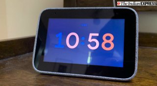 Lenovo, Lenovo Smart Clock, Lenovo Smart Clock price in India, Lenovo Smart Clock review, Lenovo Smart Clock features, Amazon Echo Show, Google Nest Home
