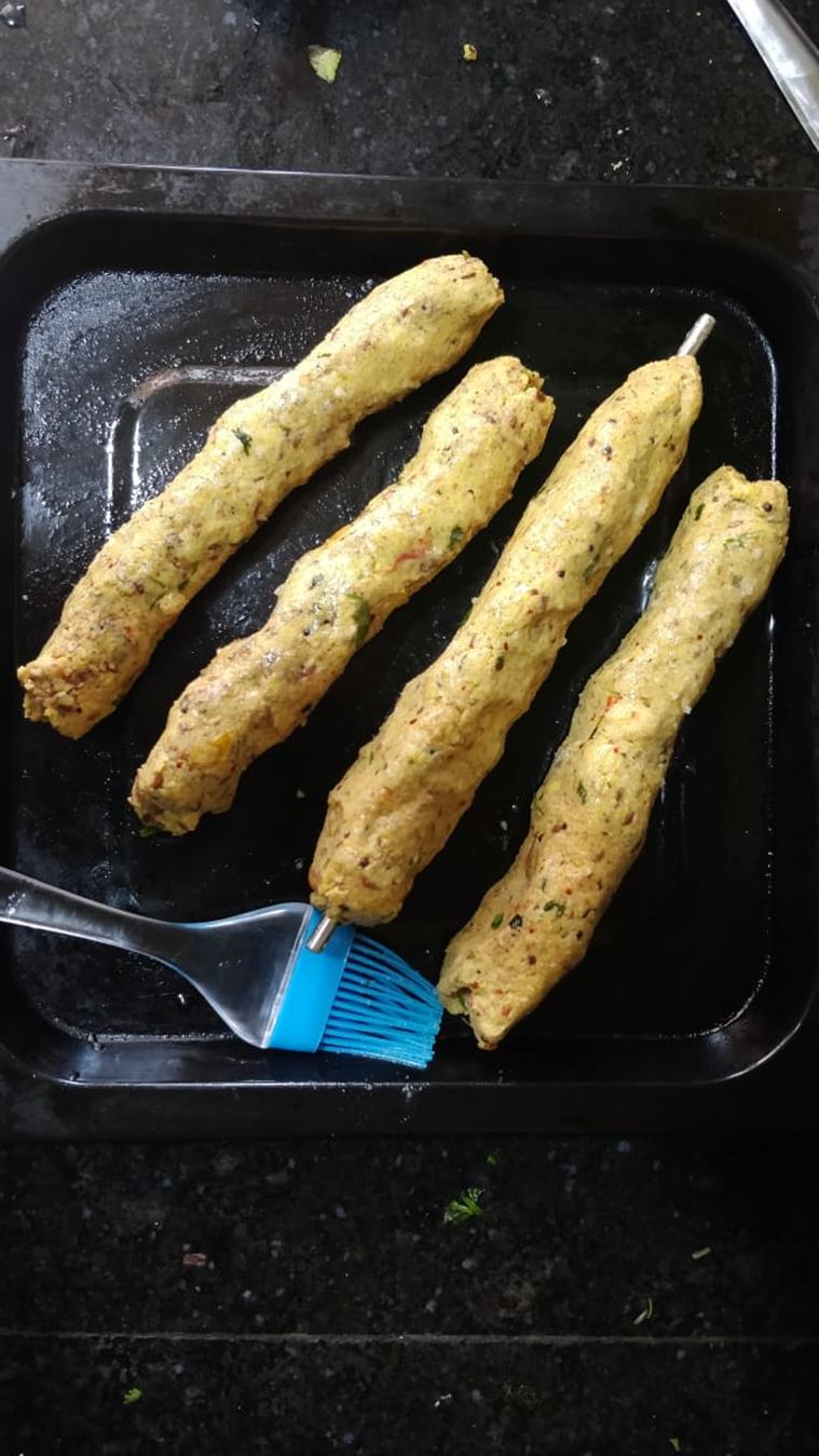 millet recipes, blood sugar, diabetes, indianexpress.com, indianexpress, shalini rajani columns, sunday special, food, superfood, little millets, what are little millets, peanuts, healthy eating, millet seekh kebab, kebab recipe, how to make healthy kebab,