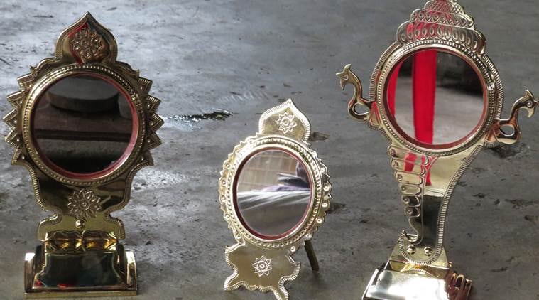 Sheen taken away by Kerala floods, even Onam is not helping Aranmula mirror industry