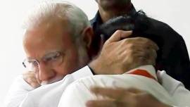 K Sivan, ISRO, ISRO chief, Prime Minister Narendra Modi, K Sivan PM Modi, PM Modi, Narendra Modi, K Sivan Narendra Modi, K Sivan crying, Chandrayaan-2, Chandrayaan-2 mission, Chandrayaan-2 Moon mission, Opinions, Indian Express