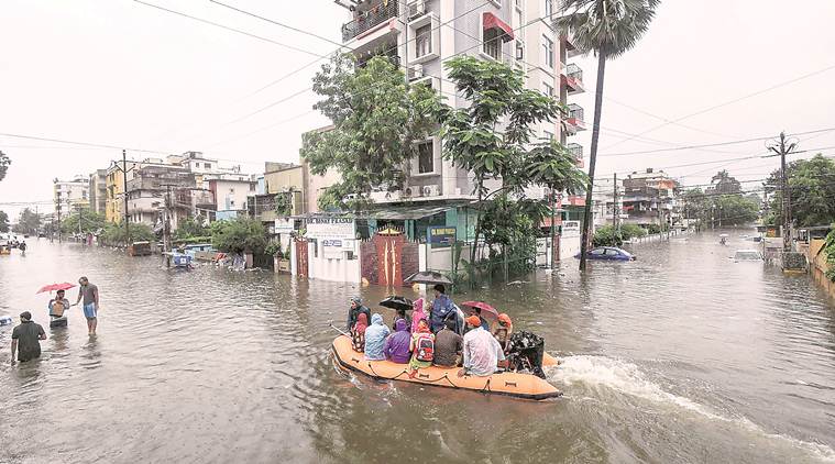 Patna waterlogged as heavy rain lashes 13 Bihar districts | India News ...