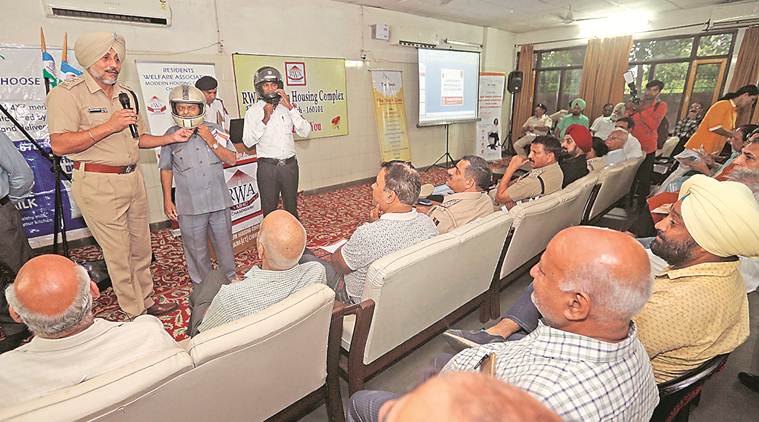 MHC RWA organises police-residents meeting, discusses traffic problems