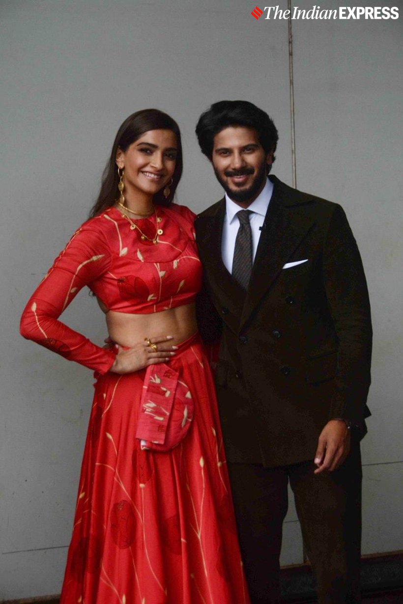 sonam kapoor, kareena kapoor, dulquer salmaan, sonam kapoor dulquer salmaan, the zoya factor, dance india dance, sonam kareena, kareena sonam, kareena kapoor new photos, kareena kapoor news, kareena kapoor latest