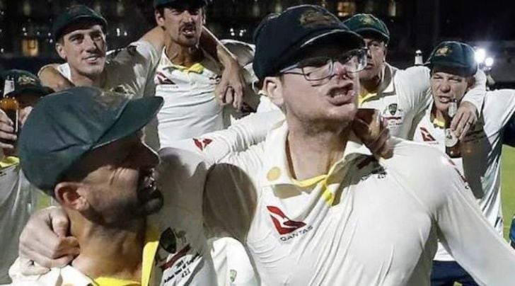 Steve Smith, Jack Leach, Justin Langer