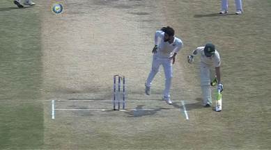 R Ashwin, Dean Elgar, Ravindra Jadeja, R Ashwin direct hit, bails don't fall, India vs South Africa 1st Test, IND vs SA 1st Test, Umpire Richard Illingworth, cricket news
