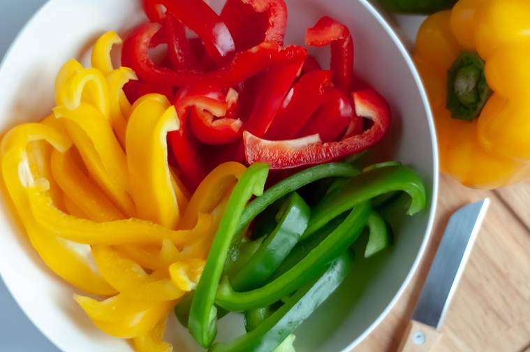 Raw food healthy, food raw, raw food healthy diet food, weight loss food, diabetes food, indian express, indian express news
