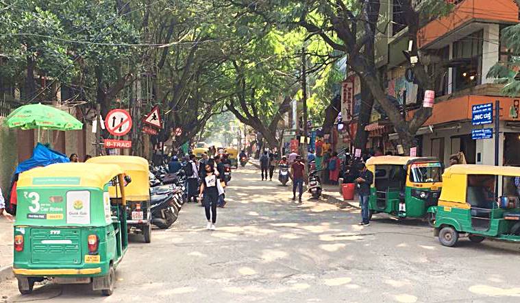 Bengaluru-Bangalore-Jyoti-Nivas-College-Road-trees