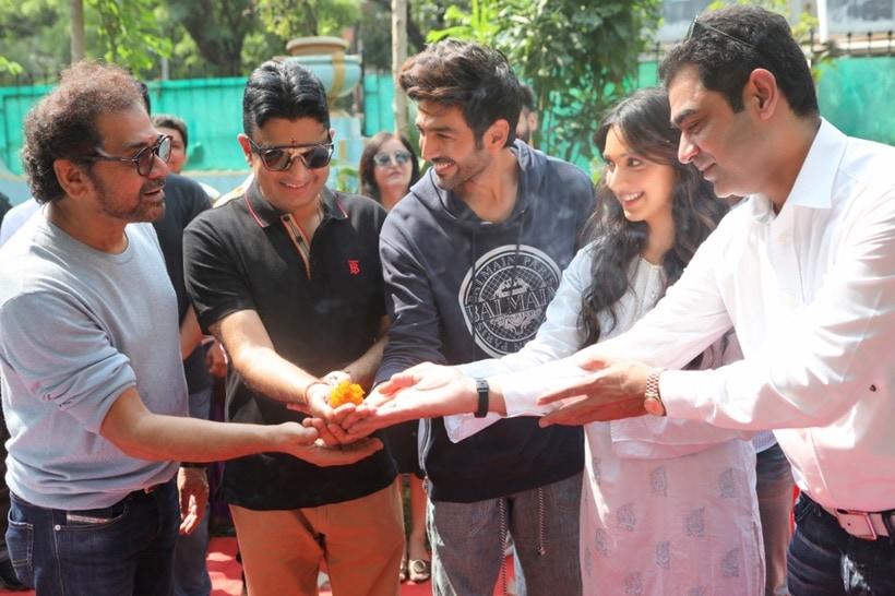 Bhool Bhulaiyaa 2, Kartik Aaryan, Kiara Advani, Bhool Bhulaiyaa 2 shoot, Kartik Aaryan Kiara Advani film, Kartik Aaryan Kiara Advani Bhool Bhulaiyaa 2, Anees Bazmee, Kartik Aaryan Kiara Advani, Bhool Bhulaiyaa 2 cast, Bhool Bhulaiyaa 2 film, Bhool Bhulaiyaa