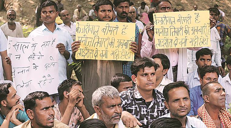 Delhi street vendors hold eviction protest near Kejriwal’s residence ...