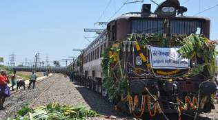 Water train, water wagon, Jolarpettai