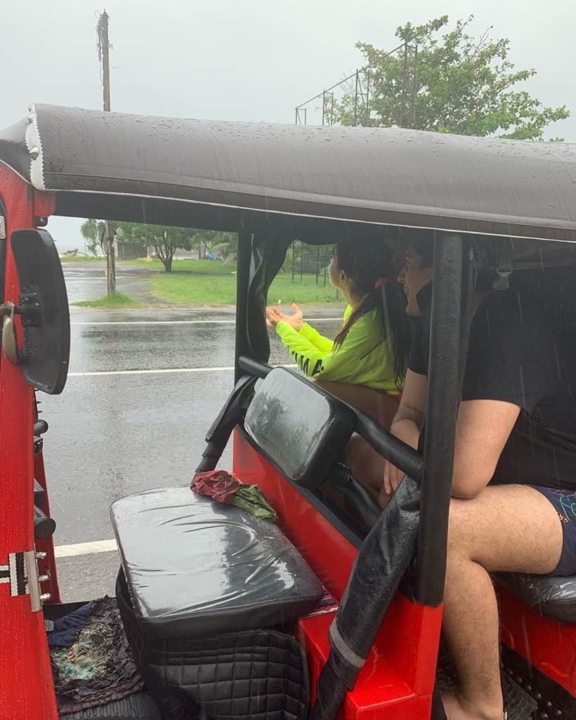 Sara ali Khan tuk tuk