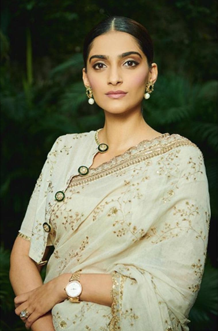 sonam kapoor ahuja effortlessly rocks this skirt blouse sonam kapoor ahuja effortlessly rocks this skirt blouse
